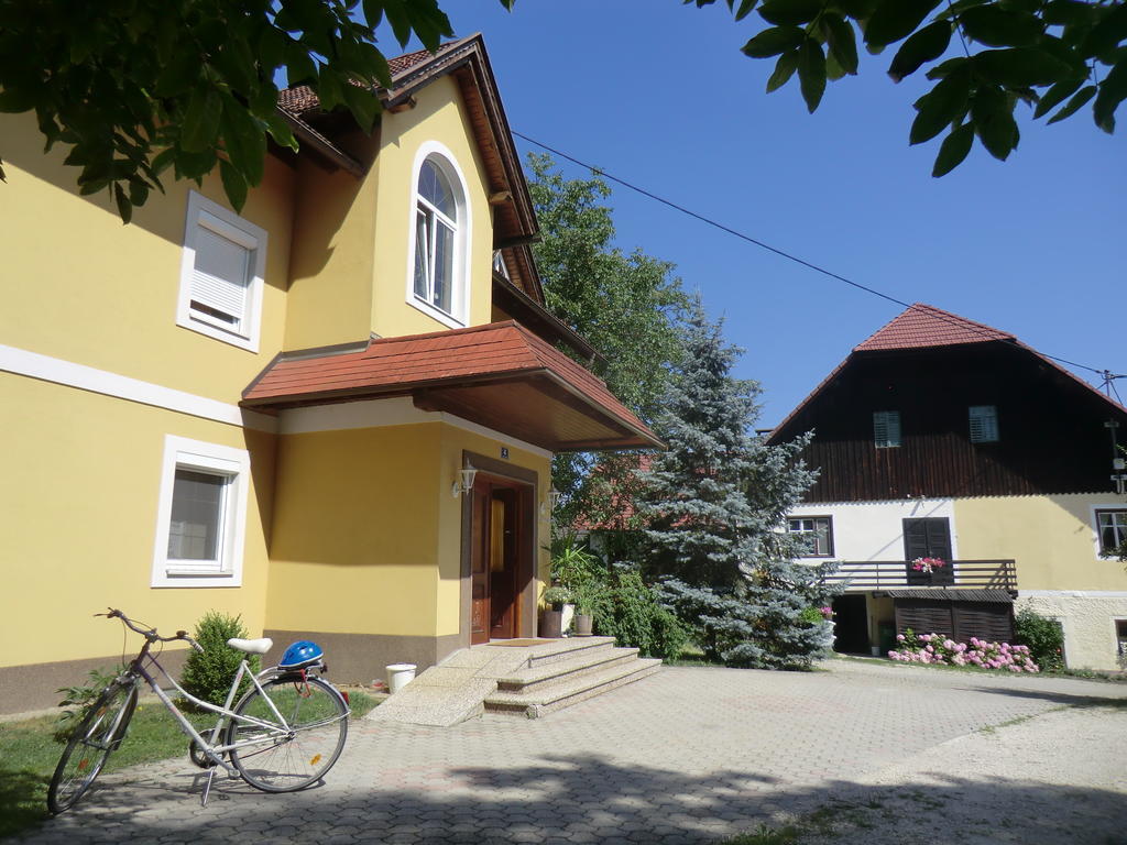 Appartement Landhaus Felsenkeller Sankt Kanzian am Klopeiner See Exterior foto